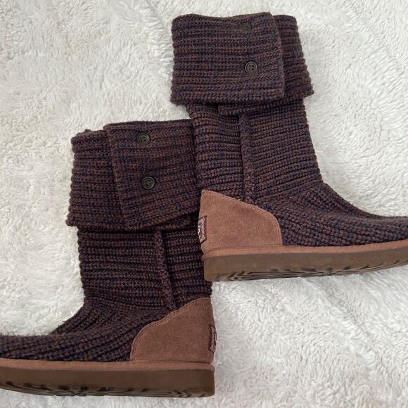 UGG Australiawomen's (Size 7M) Classic Cardy Boot - Red/Brown - Picture 6 of 9